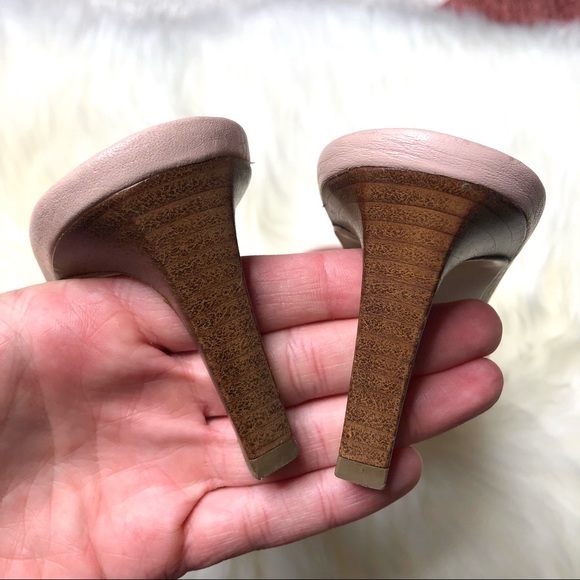 Burberry | Pebbled Leather Pink Mule Sandals 37 - Picture 7 of 9